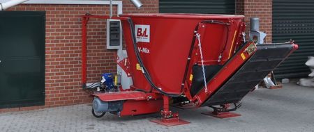 BvL - fuldfoderblandere, strømaskiner og blokskærer - BTMC