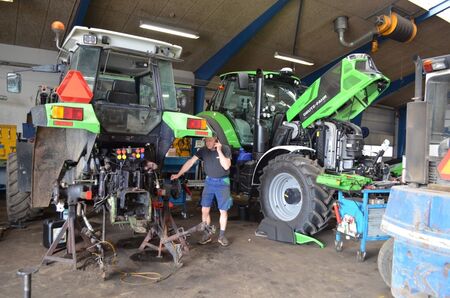 Kurt Eg er ekspert i at servicere Deutz-Fahr traktorer